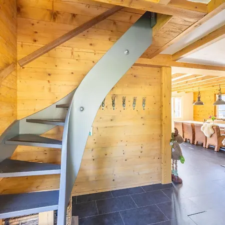 Vakantiehuis 8p In The Mountains Near Area, Cleaning Included
