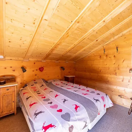 8p In The Mountains Near Area, Cleaning Included * Fiesch